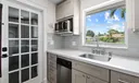 20 Windsor Road E Photo