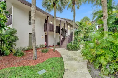 9280 Sabal Ridge Circle #B 1