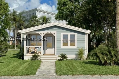 145 Frow Ave 1