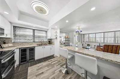 1825 S Ocean Dr #914 1