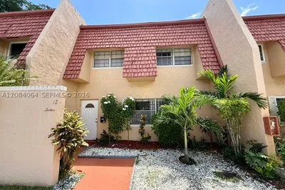12 Meacham Ln #12 1