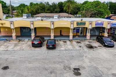 9100 NW 17th Ave 1