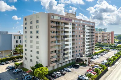 4675 W 18th Court #208 1