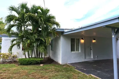 6566 SW 52nd Ter 0 1