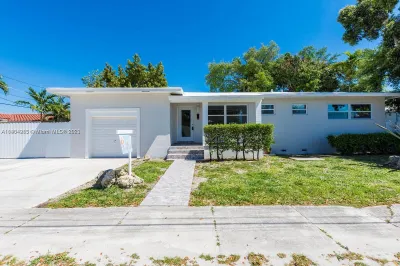 29 NW 49th Ave 1