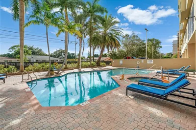 3500 Coral Way #1207 1