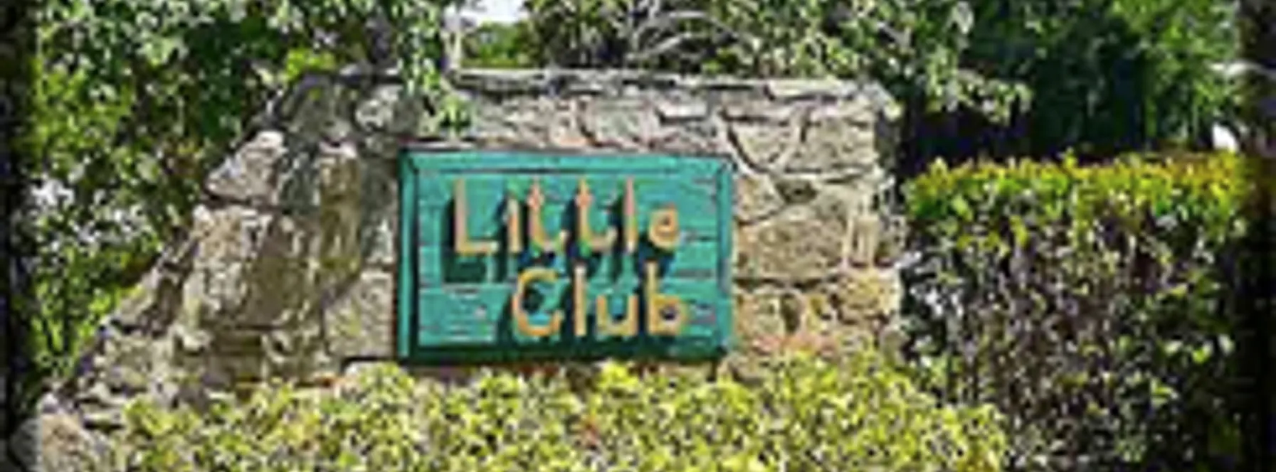 Little Club condos in Tequesta