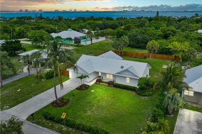 Quick access to Indian River Drive and less than 5