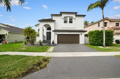 1034 NW 184th Way 1