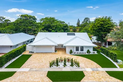 1520 SW 17th Street 1