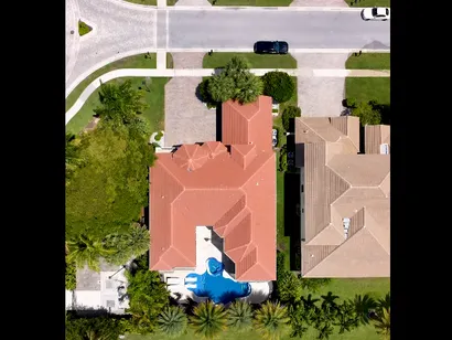 Custom Pool | Tiki Huts | Tranquil Lake Views