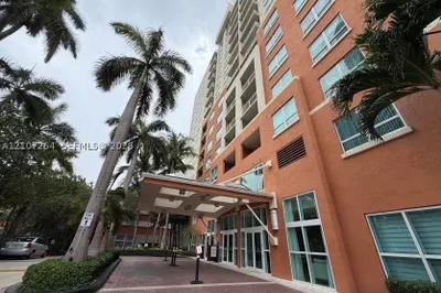 2000 N Bayshore Dr #126 1