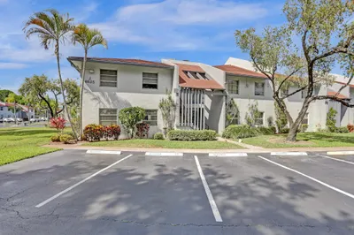 6525 S Oriole 2060 Boulevard #206 1
