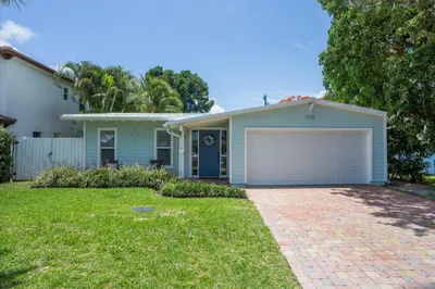 1110 SW 15th Street 1