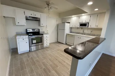 2061 NW 47th Ter #306 1
