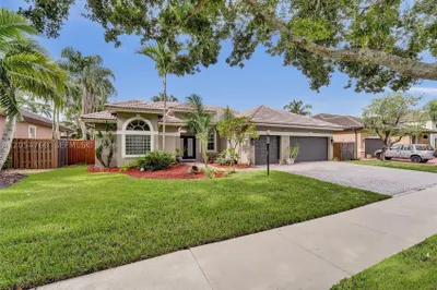 16366 N Mariposa Cir N 1
