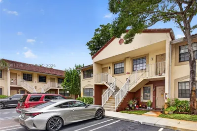 2830 Coral Springs Dr #2830 1