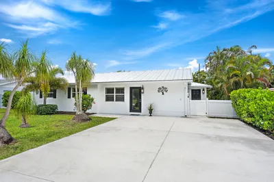 19144 SE Arnold Drive 1