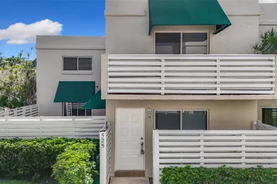 525 NW 97th Avenue #525 1
