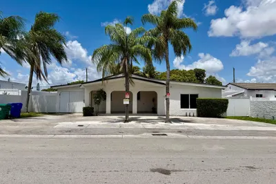 114 SW 57th Court 1