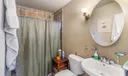 526 E 54th St Photo