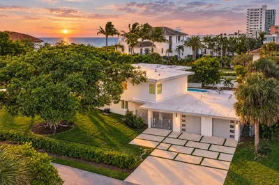 1903 Bay Drive 1