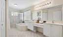 2471 Sawyer Ter Photo