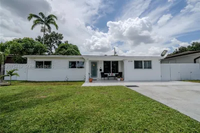 6944 SW 10th Ct 1