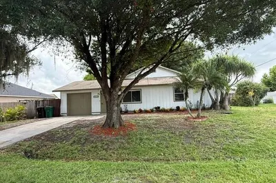 2008 SW Hampshire Lane 1
