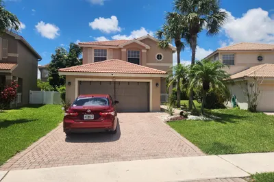 5148 S Aurora Lake Circle 1