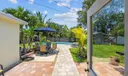 5 E Riverside Drive Photo