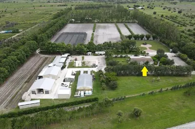 8006 SW Kanner Highway 1