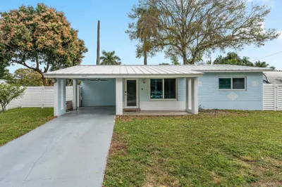 4532 SW 28th Terrace 1