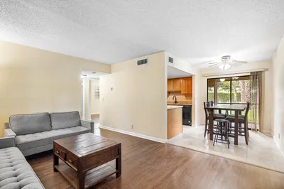 4463 Oak Terrace Drive 1
