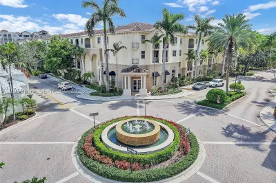 2412 Renaissance Way #412 1