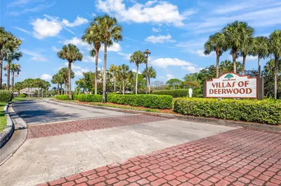  Villas of Deerwood