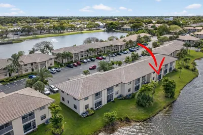 5520 Lakeside Dr #105 1