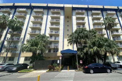 801 NW 47th Ave #608W 1