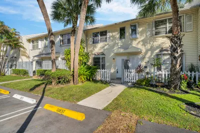 153 SW 3rd Street 1