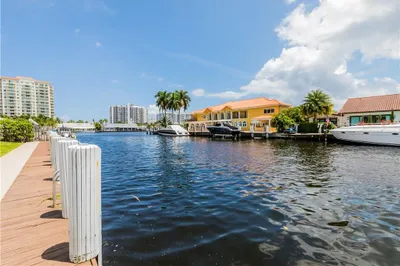 2866 NE 30th Street #4 1