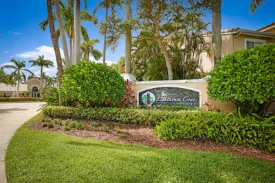 272 VILLAGE Boulevard #7212 1