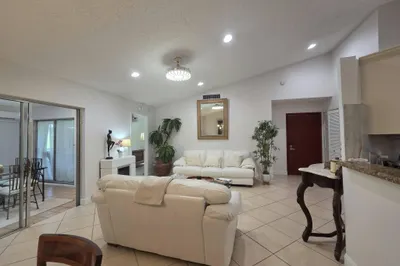 115 Ramblewood Circle 1
