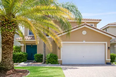 2877 SW Venice Court 1