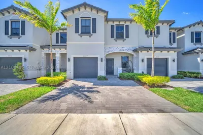 20308 NW 6th Pl 1