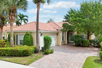 4718 Dovehill Drive 1