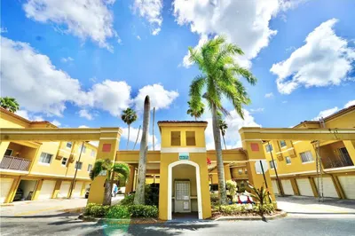771 N Pine Island Road #201 1