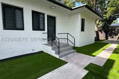 5521 NW 1st Ave #4 1