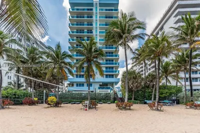 9201 Collins Ave #624 1
