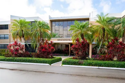 16400 NE GOLF CLUB RD #305 1