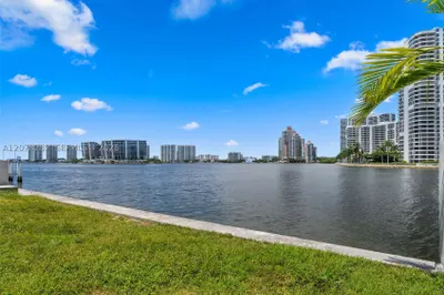 18970 N Bay Rd 1